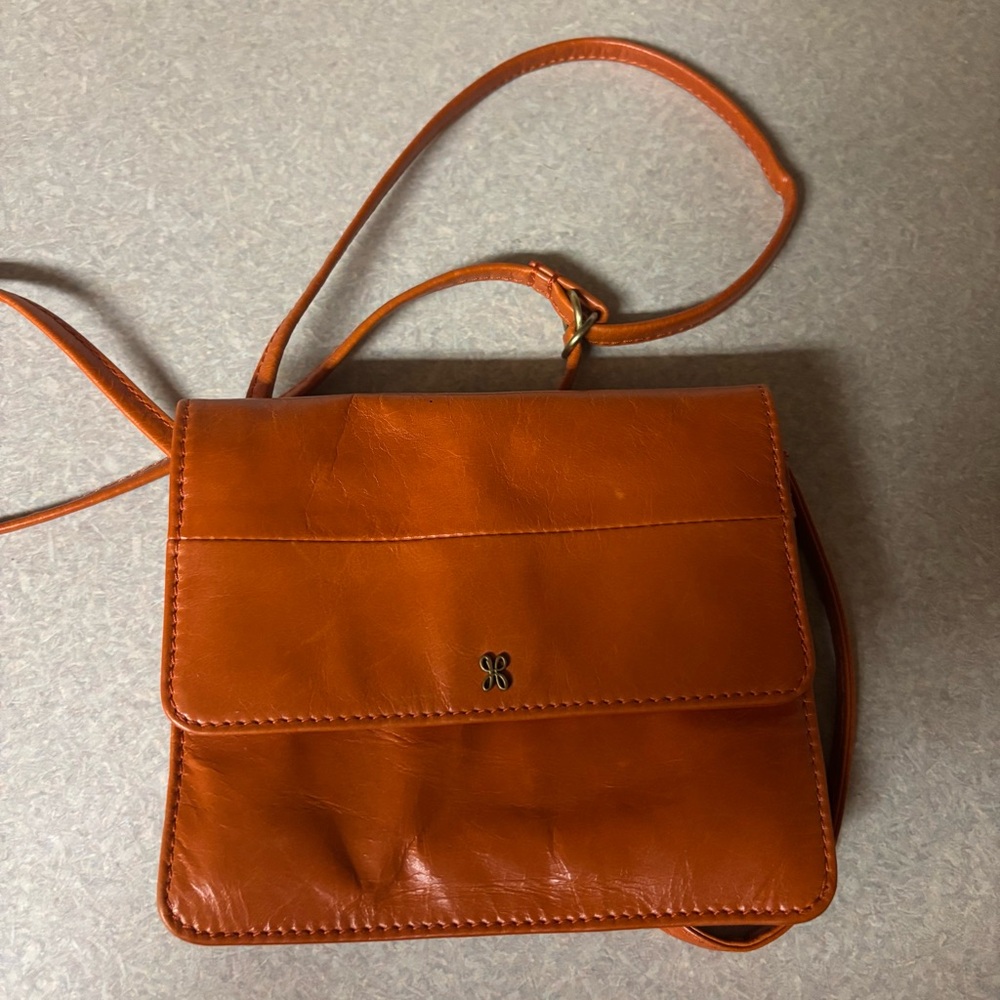 Hobo Orange Jill Leather Small Wallet Preppy Coastal Fisherman Crossbody Bag